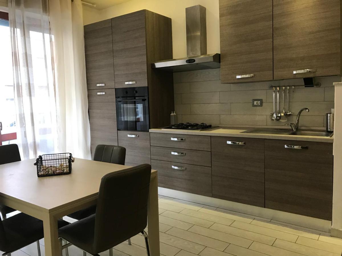 Casa Vacanze Mary Карара Екстериор снимка